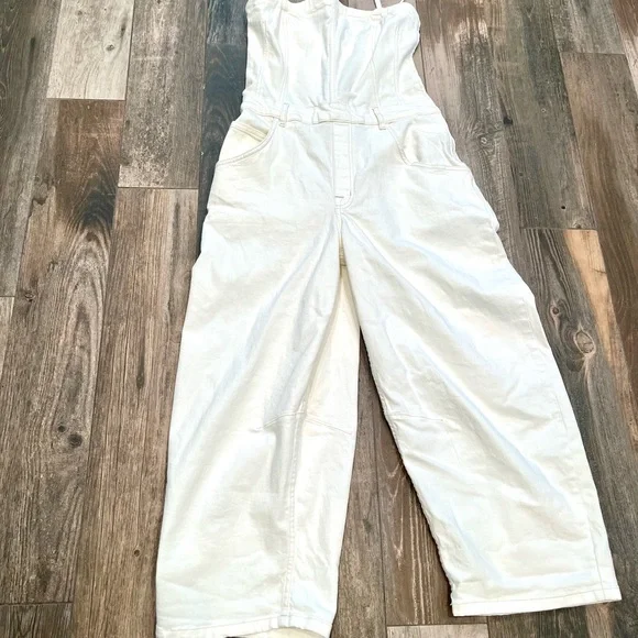 We The Free People NWOT Je Suis Pret Barrel Jumpsuit Size Large White Denim Zip - Picture 5 of 15